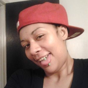 Meet your Posher, Crystal